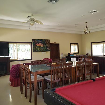Seaside Chateau Resort Belize City Kültér fotó