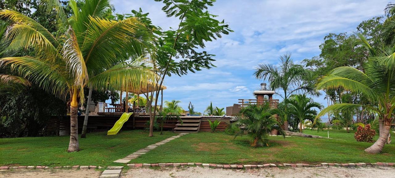 Seaside Chateau Resort Belize City Kültér fotó