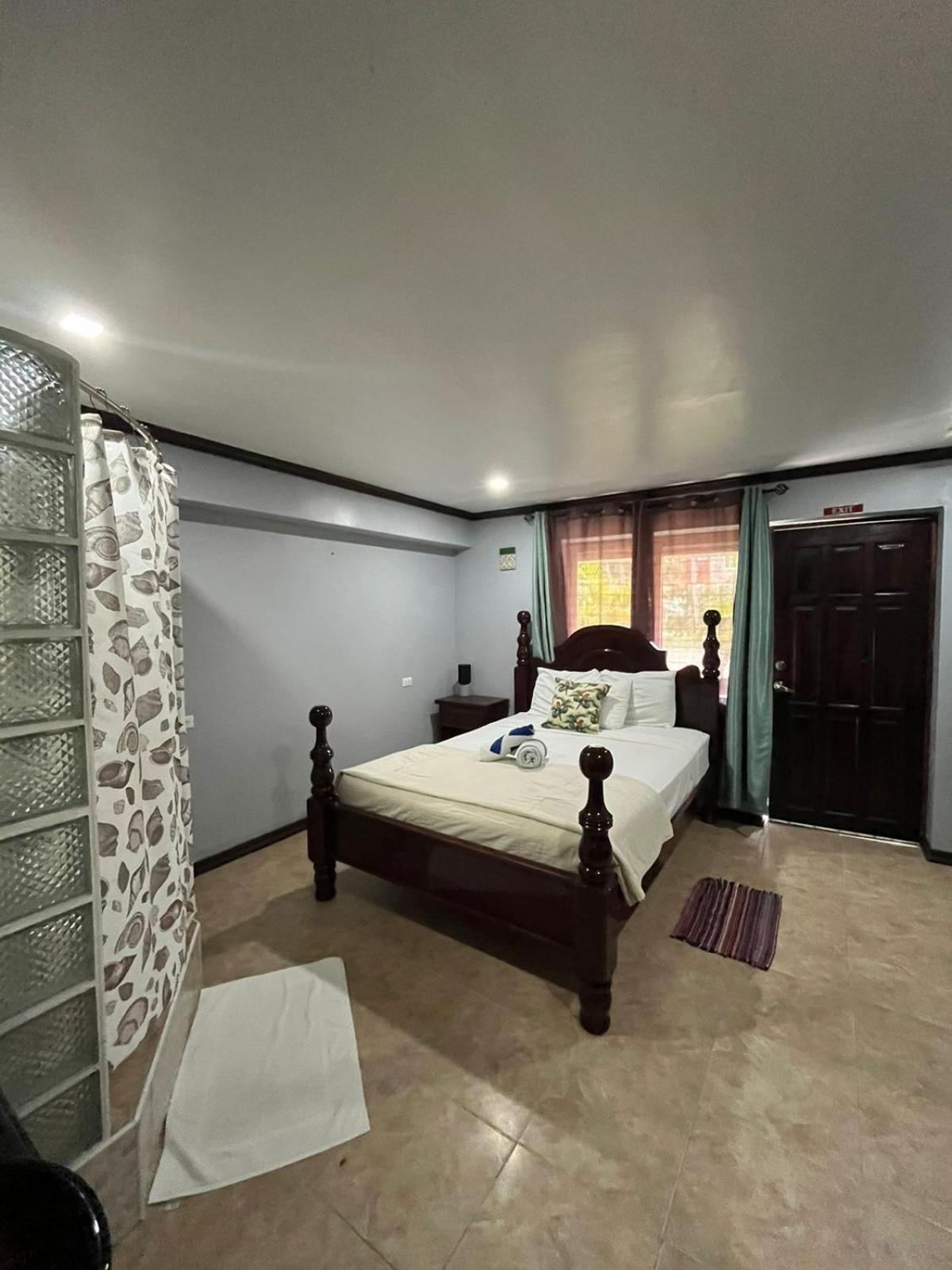 Seaside Chateau Resort Belize City Kültér fotó