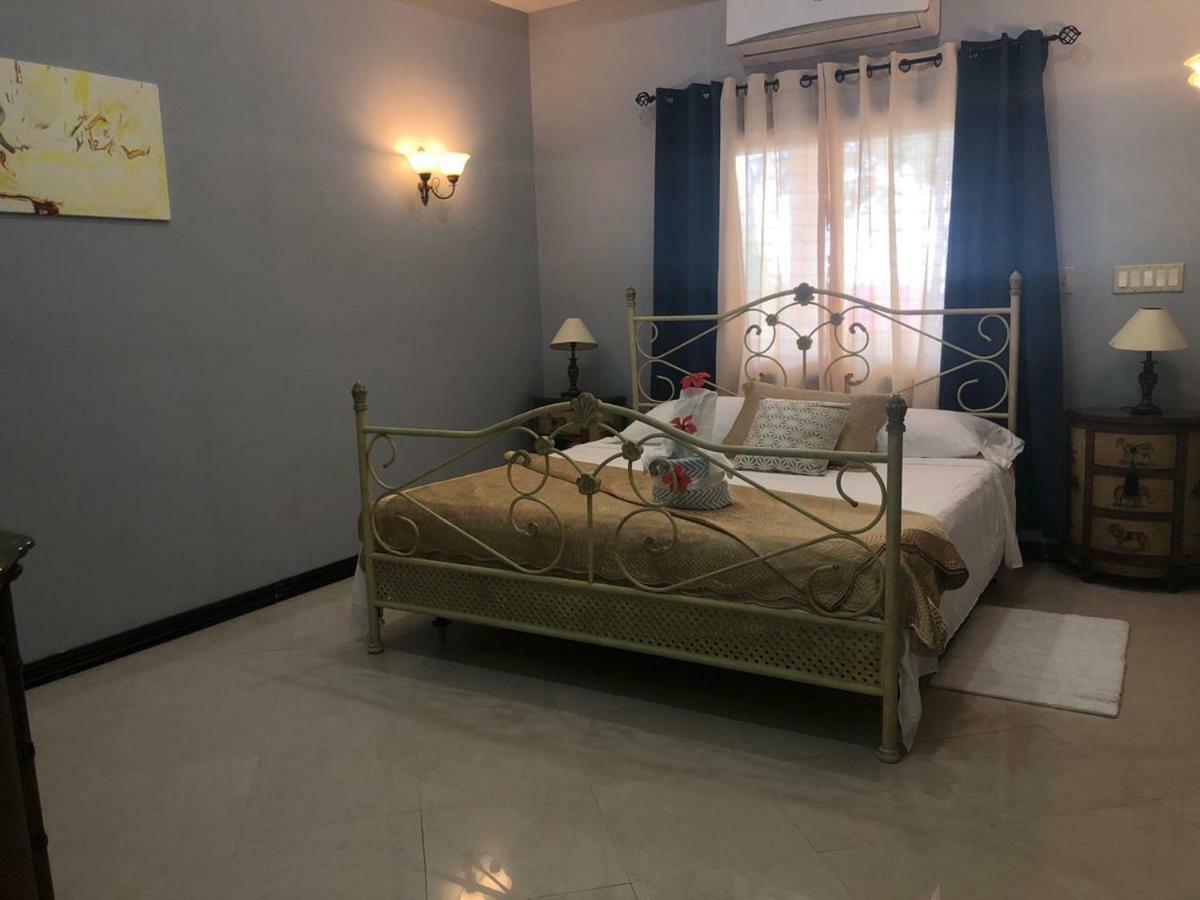 Seaside Chateau Resort Belize City Kültér fotó